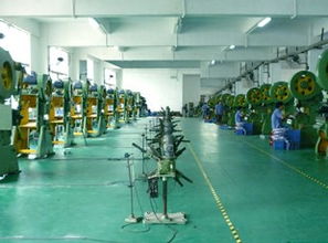 精密五金外殼廠與五金零售 產(chǎn)業(yè)協(xié)同與市場機遇探析